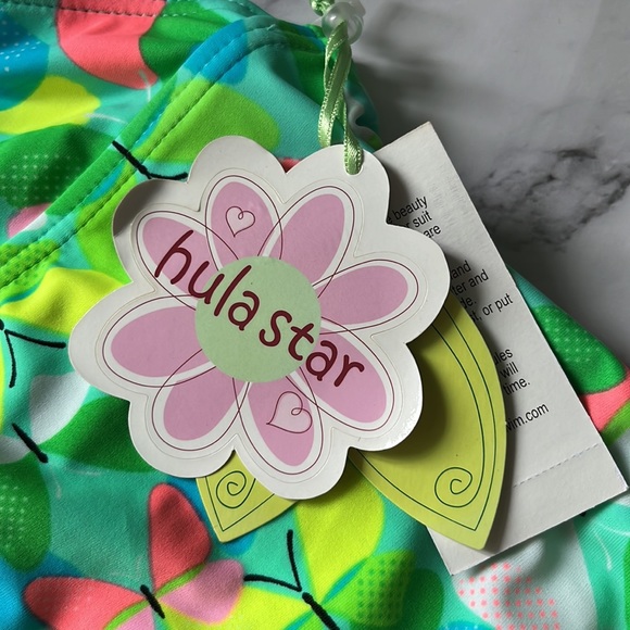 Child’s 1pc Swimsuit 2T - Picture 2 of 2